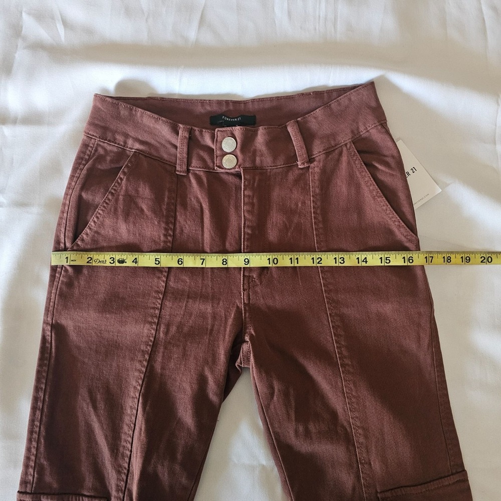 Forever 21 Women's Brown Twill Flare Cargo Pants Size Medium NWT - Picture 12 of 16